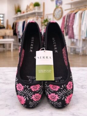 NWT-Serra Ladies Recycled Material Flats Pink & Black Knit Slip-on Shoes
